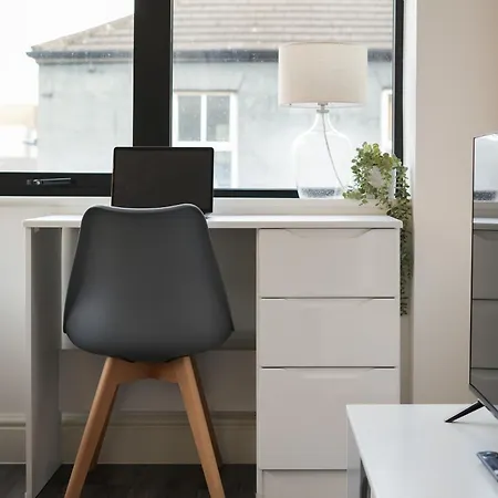 Cosy One Bedroom Apartment In Sheffield By Eason Stays Ideal For Weekend Getaways & Business Travellers - With Free Parking! * Sheffield